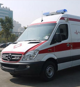 公主岭市奔驰凌特重症监护车